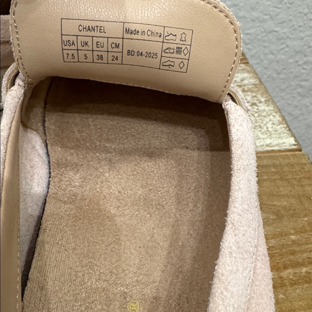 Vionic Uptown Pink Suede Loafers Size 7.5 - Picture 8 of 9